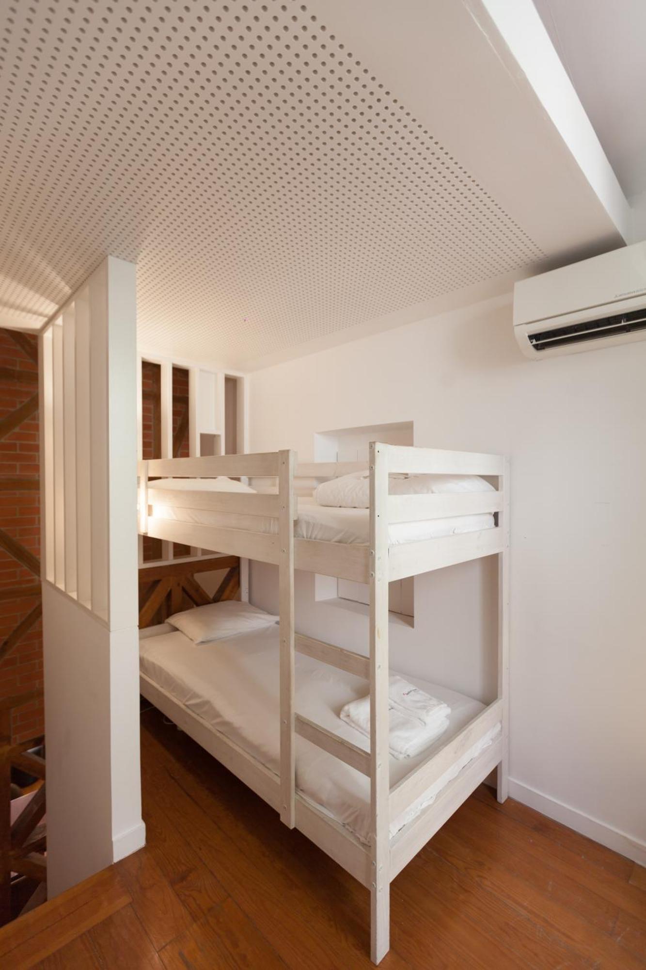 Flh Castle Duplex With Terrace Apartment Lisbon Bagian luar foto